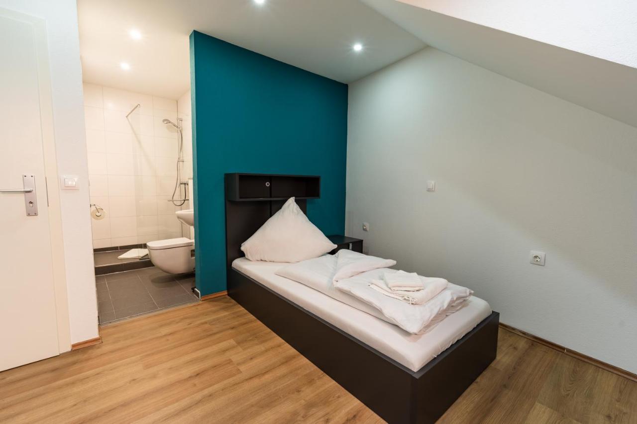 Albergue Henriettas Sleeping Ulm Exterior foto