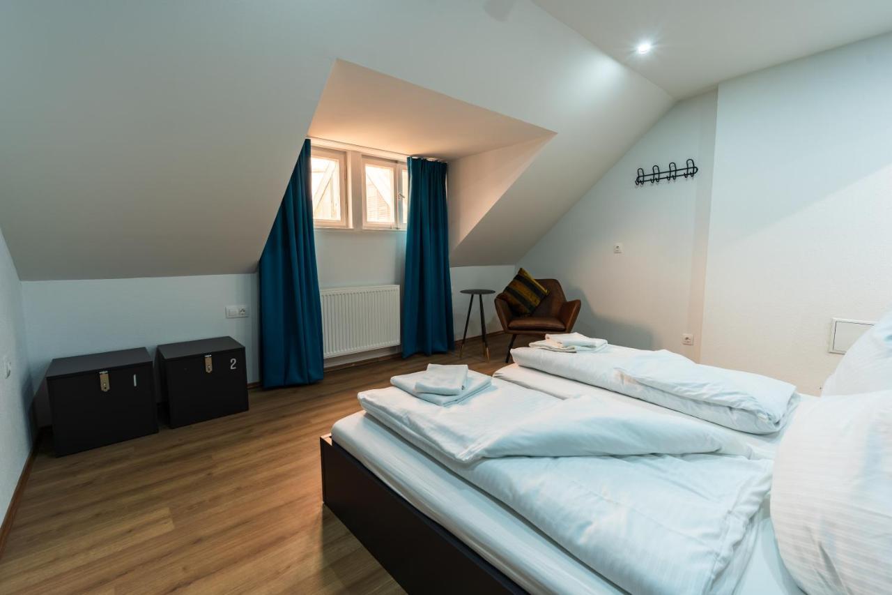 Albergue Henriettas Sleeping Ulm Exterior foto